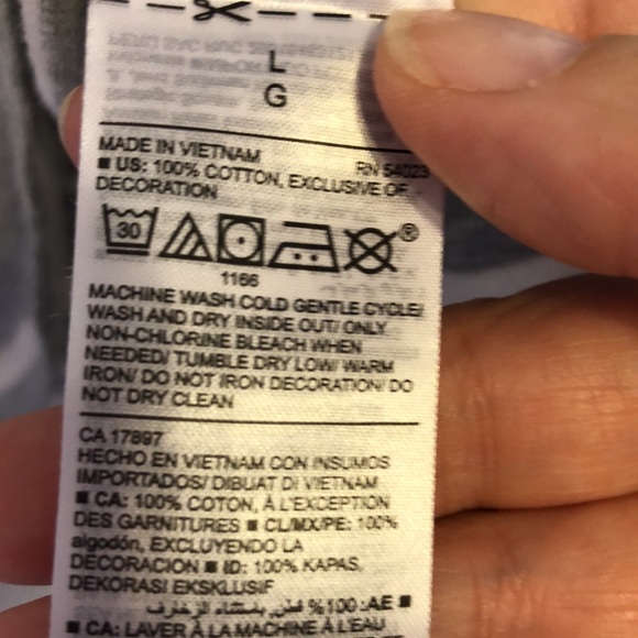 Old Navy grey/white striped long sleeve tee - Picture 4 of 5